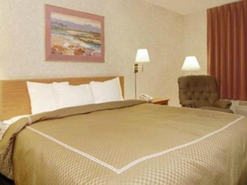 Quality Suites San Diego Otay Mesa Room photo